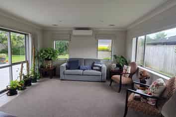 52 Kotuku Drive, Paraparaumu Beach