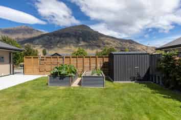 13 Judge and Jury Drive, Lake Hayes Estate