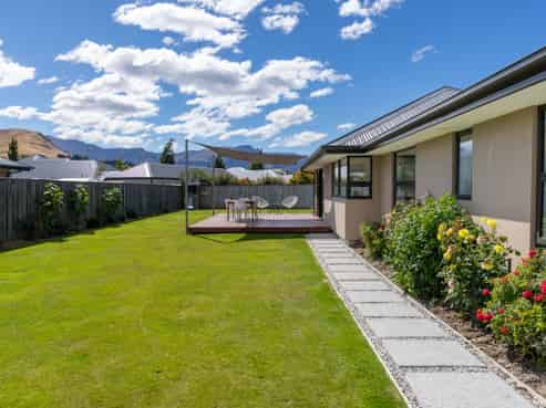 13 Judge And Jury Drive, Lake Hayes Estate