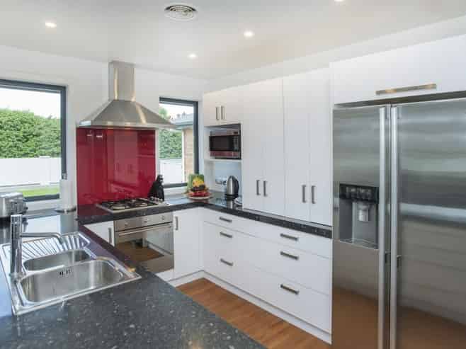 36 Sterling Park, Lytton West