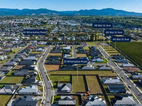 5 Wai Iti Sections, Redwoodtown