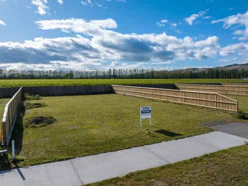 5 Wai Iti Sections, Redwoodtown