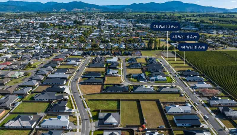 3 Wai Iti Sections, Redwoodtown