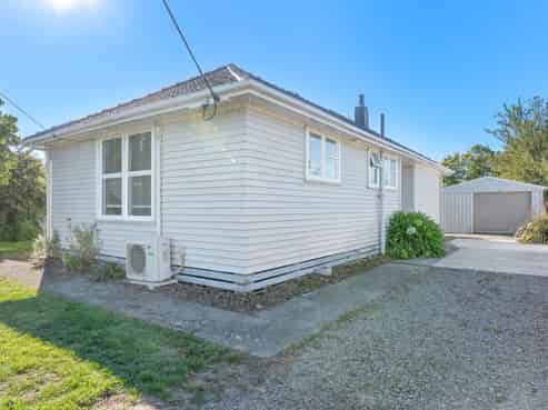 3 Surrey Street, Solway