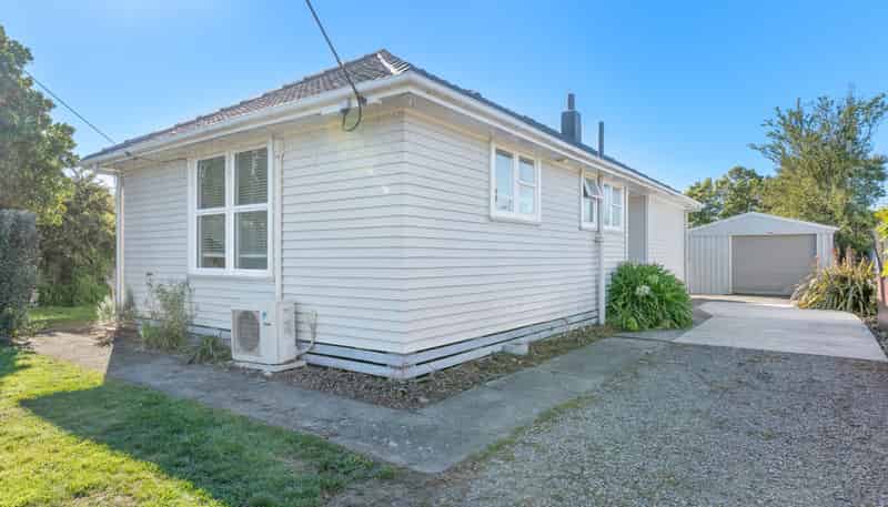 3 Surrey Street, Solway