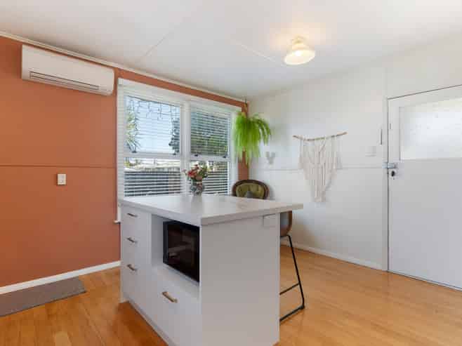 3 Surrey Street, Solway