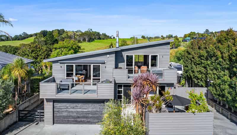 63 Athol Place, Algies Bay