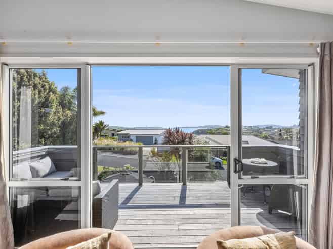 63 Athol Place, Algies Bay