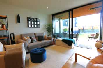 102/70 Victoria Street, Onehunga