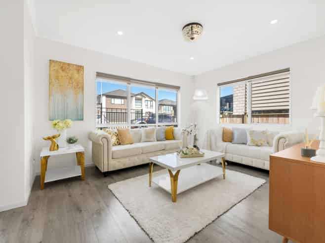 38 Lime Hill Rise, Flat Bush