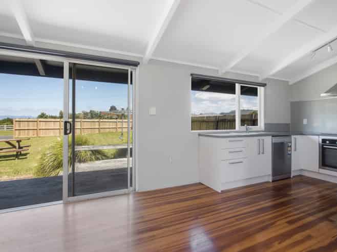 40 Athenree Road, Athenree