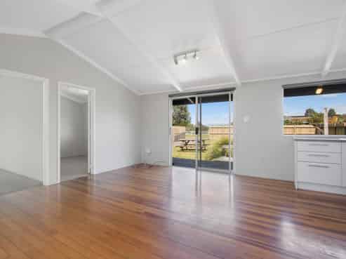 40 Athenree Road, Athenree