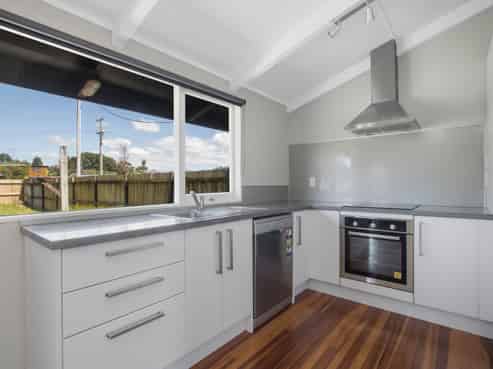 40 Athenree Road, Athenree