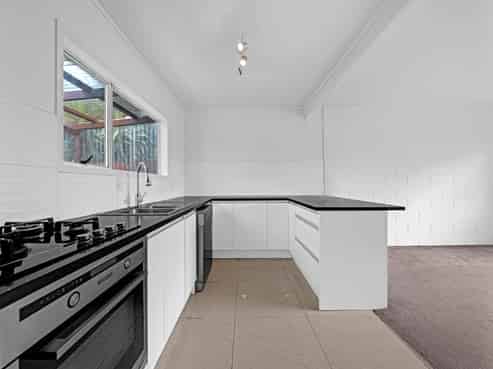 2/94 Chivalry Road, Glenfield