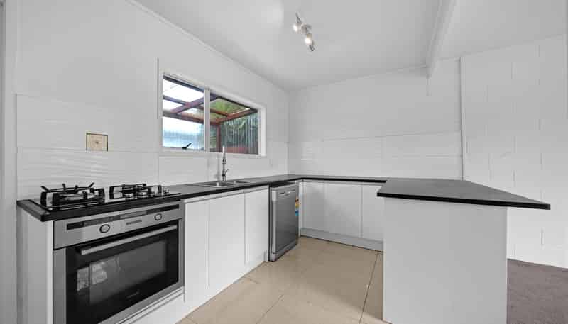 2/94 Chivalry Road, Glenfield