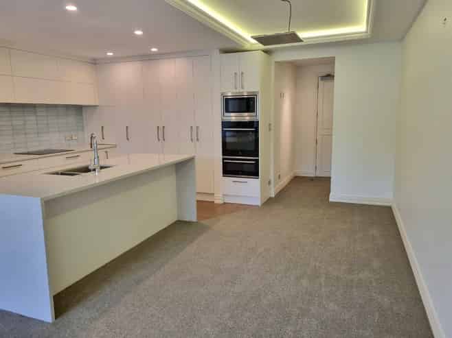 GB/8 Sidmouth Street, Mairangi Bay