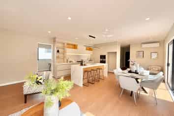 94 Huanui Drive, Orewa