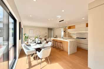 94 Huanui Drive, Orewa