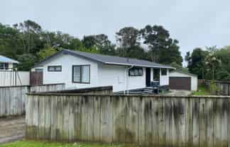 11 Hamua Place, Waitara