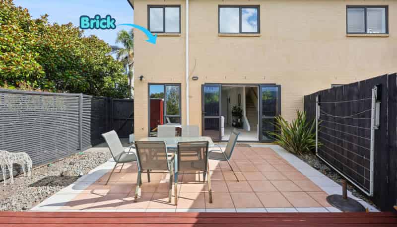 118 Huntington Drive, Huntington Park