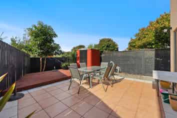 118 Huntington Drive, Huntington Park