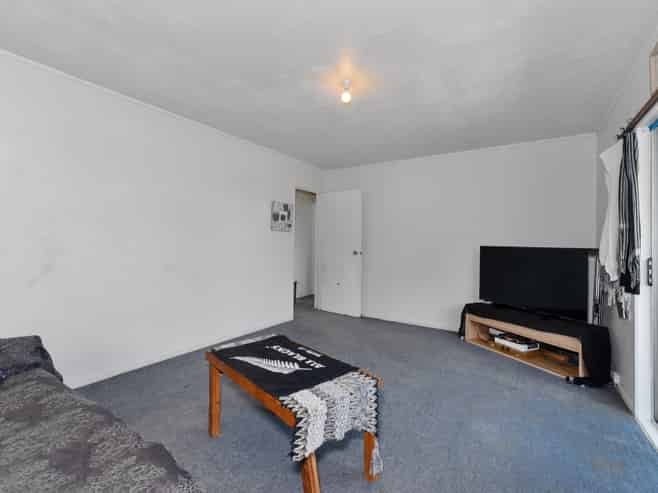 5 Edgware Road, West Harbour