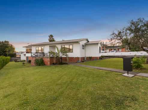 55 Howe Street, Howick