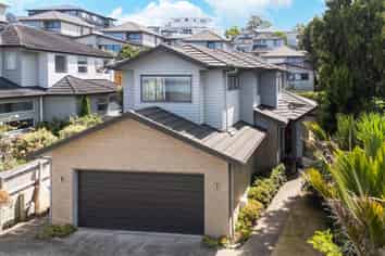 13A Aldersgate Road, Hillsborough