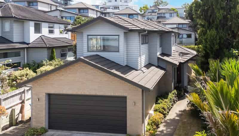 13A Aldersgate Road, Hillsborough