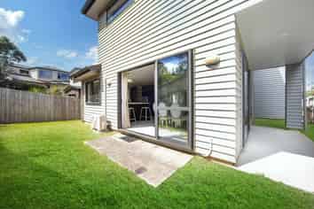 13A Aldersgate Road, Hillsborough