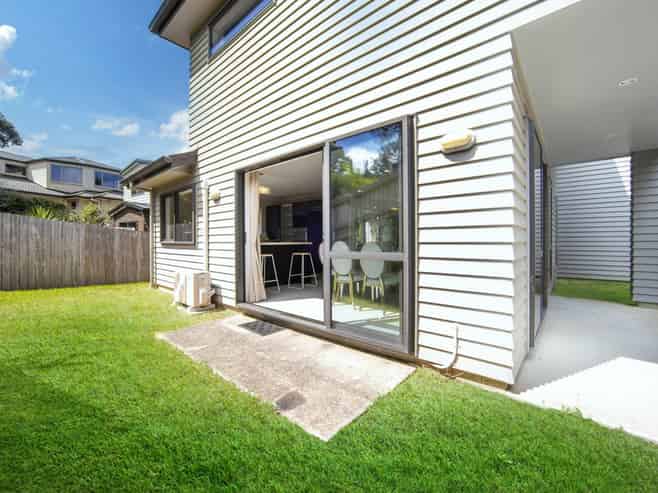 13A Aldersgate Road, Hillsborough