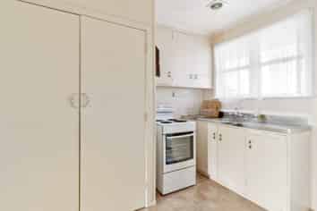 4/42 Portage Road, Otahuhu