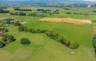 2054 Kimbolton Road, Kiwitea