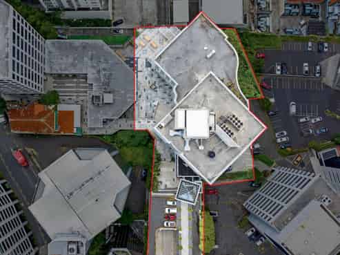 FULLY LEASED TOWER WITH 249 CAR PARKS
