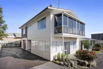 12F Radnor Street, Hamilton Central