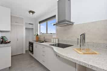 12F Radnor Street, Hamilton Central