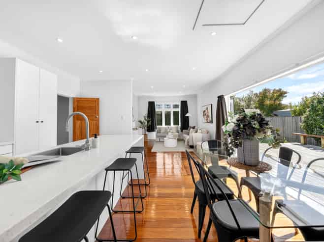 45 Ferry Road, Martinborough