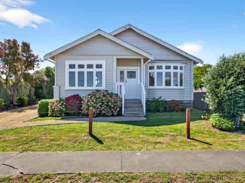 45 Ferry Road, Martinborough