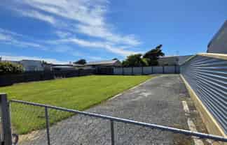 70 Jenkin Street, Strathern