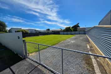 70 Jenkin Street, Strathern