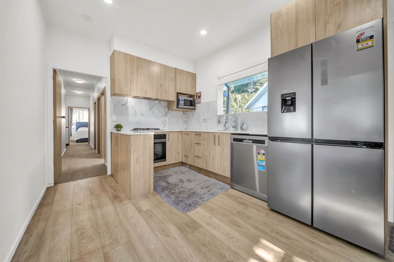 House in Ōtara-Papatoetoe, Papatoetoe - View 3