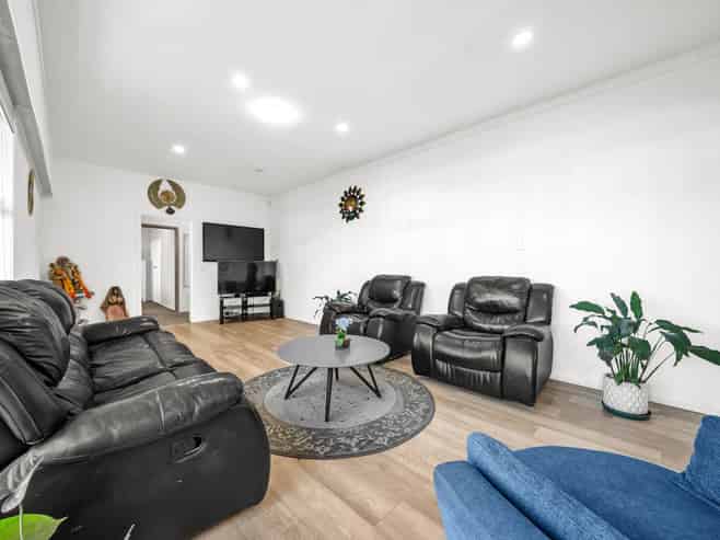 52 Station Road, Papatoetoe