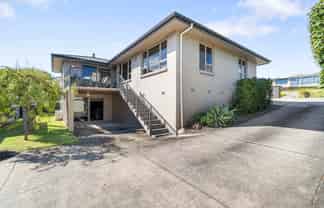 31 Princess Road, Bellevue