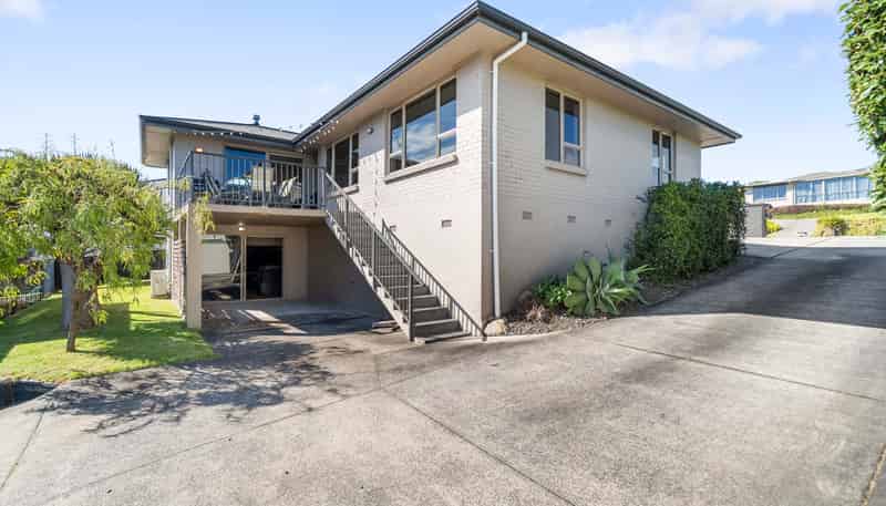 31 Princess Road, Bellevue