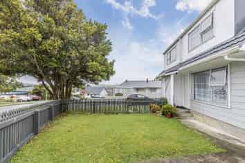 2/13 Japonica Crescent, Ranui Heights