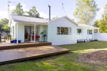 722 River Road, Broadlands Forest