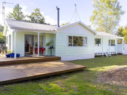 722 River Road, Broadlands Forest