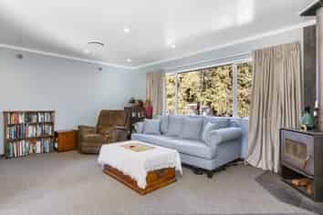 722 River Road, Broadlands Forest