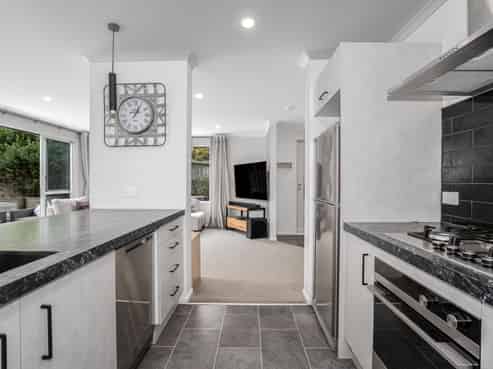 190 Navigation Drive, Whitby