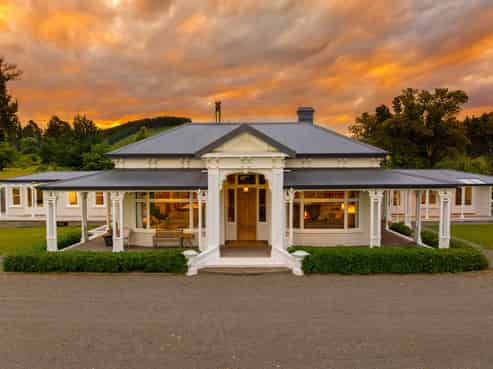 1081 State Highway 63, Renwick